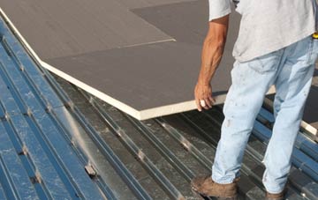 benefits of insulating Lady flat roofing