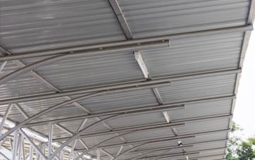 installing Lady metal roofing